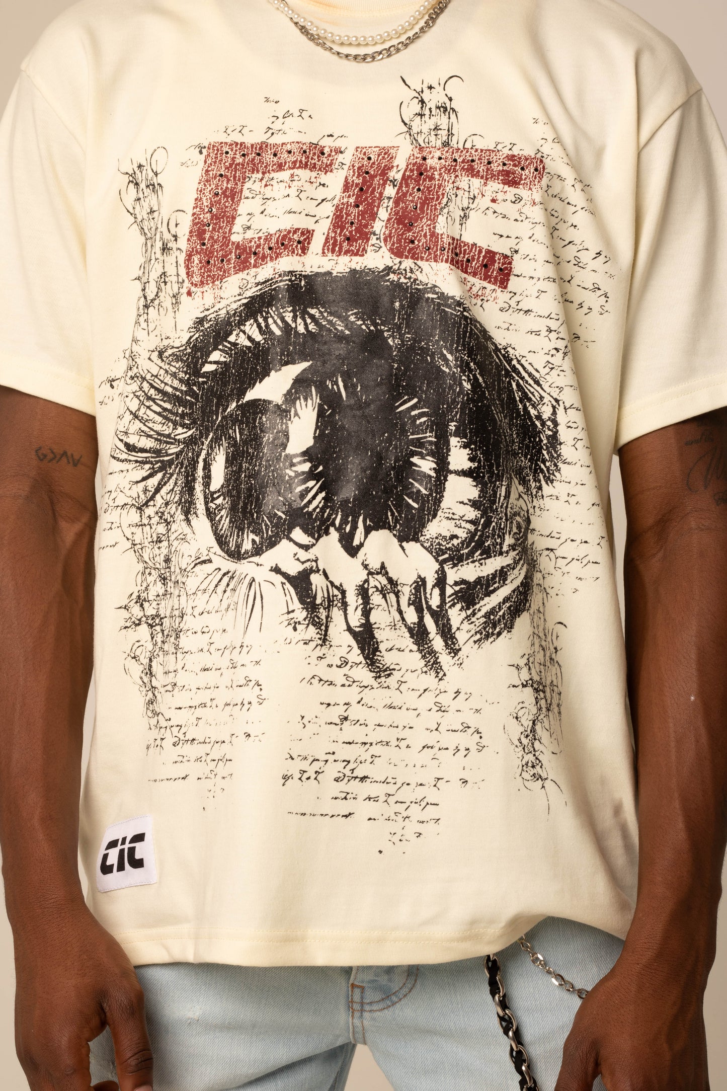 CIC Tee in Beige
